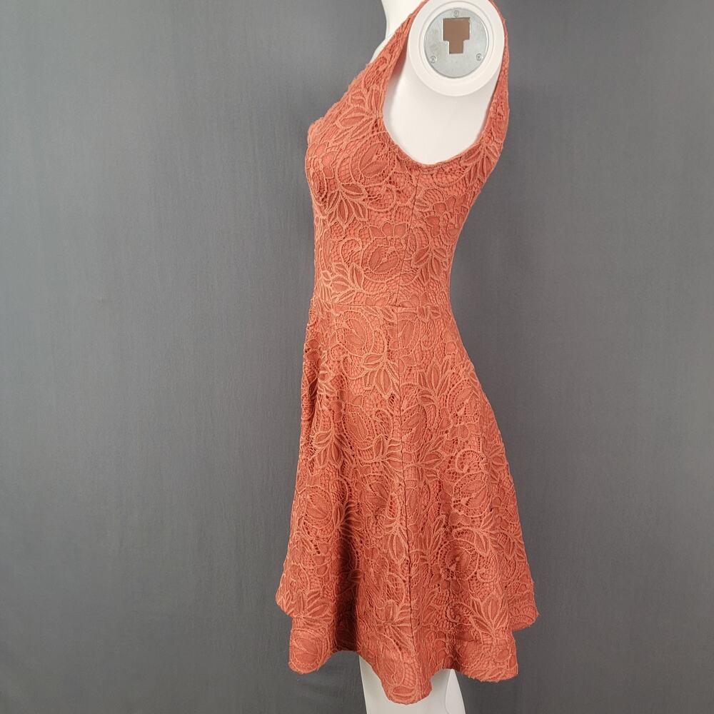 B Darlin Dress Women’s 5/6 Lace V Neck Fit Flare Skater Coral Wedding Guest - Picture 3 of 9